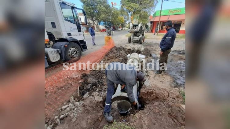 Por el arreglo de un desagüe, cortan el tránsito en Derqui y Avenida Luján