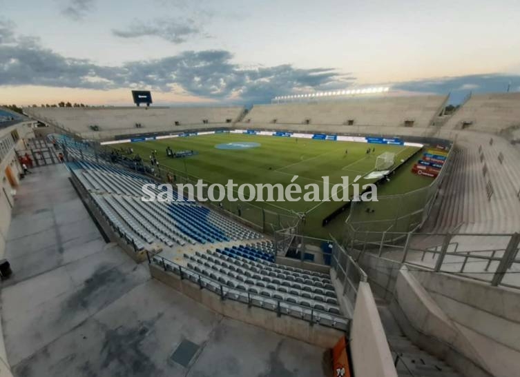 Las dos semifinales y la final se jugarán en el Estadio San Juan del Bicentenario.