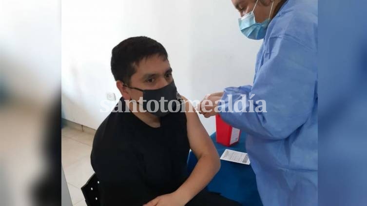 Continúa la campaña de vacunación contra el coronavirus en Santo Tomé