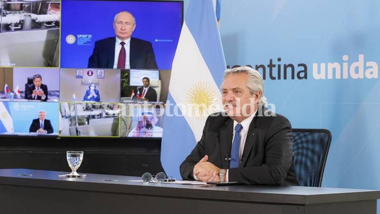 Fernández y Putin anunciaron el inicio de la producción de la vacuna Sputnik V en Argentina