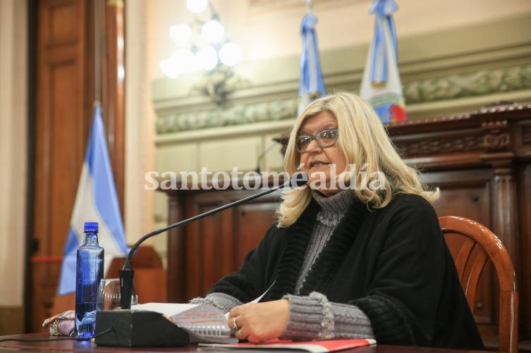 Veinte especialistas debatieron en la Cámara de Diputados sobre la liberación de patentes de las vacunas