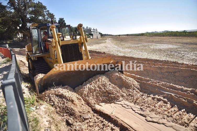 La Municipalidad de Santa Fe pone a punto las playas y los espacios verdes de las costaneras