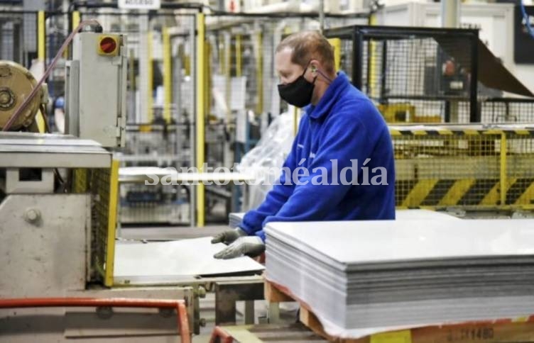 Según el INDEC, en julio volvió a crecer la actividad industrial 