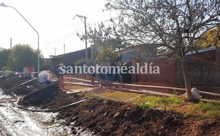 Avanza la obra de vinculación del acueducto con barrio Loyola