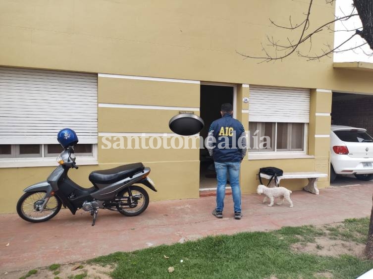 San Carlos Centro: Detuvieron a un hombre que se hacía pasar por kinesiólogo