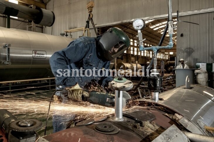 La producción de la industria pyme creció un 20,2% anual en agosto