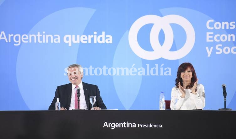 Alberto Fernández junto a Cristina: 