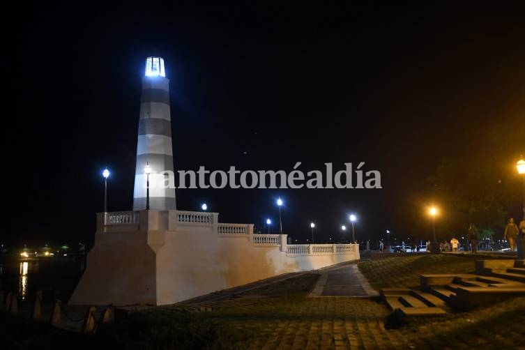 Santa Fe: el Faro de la Costanera vuelve a brillar