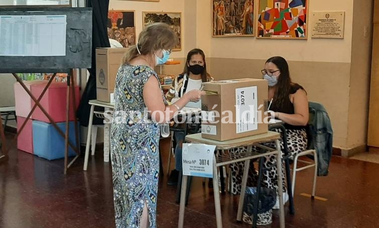 Finalizó el comicio y comienza el recuento de votos