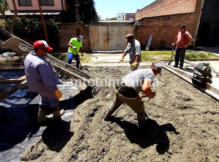 La Municipalidad completa la pavimentación del acceso al cuartel de Bomberos