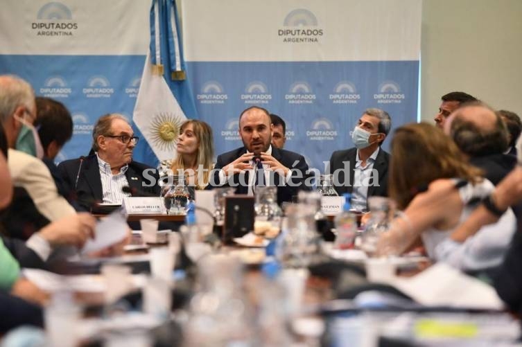 Guzmán reconoció el problema de la inflación y la necesidad de acumular reservas