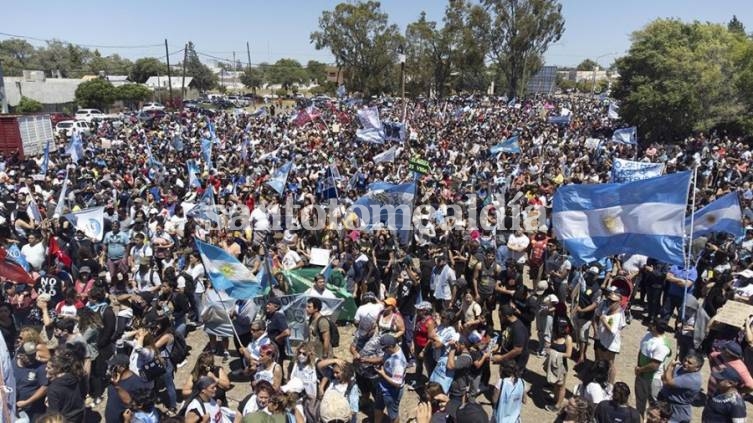 Chubut derogará la ley de zonificación minera y convocará a un plebiscito