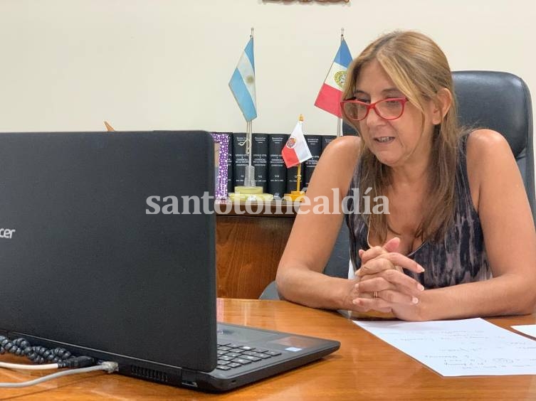 Daniela Qüesta celebró la apertura de un nuevo centro de testeo en la ciudad