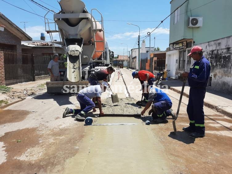 Completan el bacheo en 9 de Julio entre Salta e Iriondo