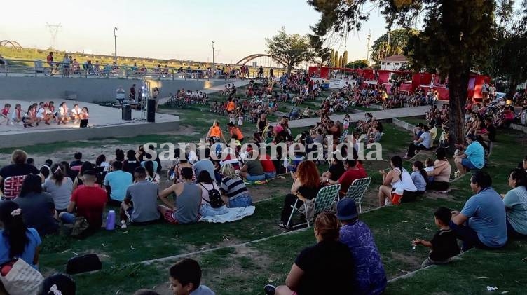 Llega un nuevo domingo de actividades artísticas al anfiteatro de la costanera