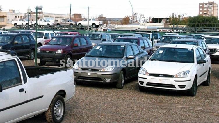 La venta de autos usados cayó un 11% interanual y los concesionarios aseguran estar 