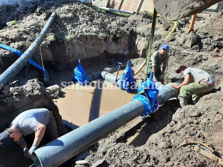 El Municipio trabaja en el recambio de las cañerías del Tanque General Paz