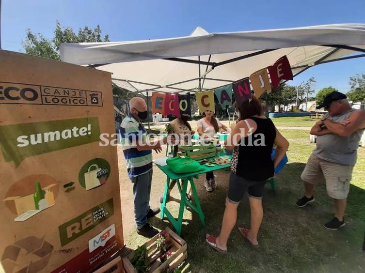 Este martes se llevó a cabo una exitosa jornada de canje ecológico en barrio Loyola