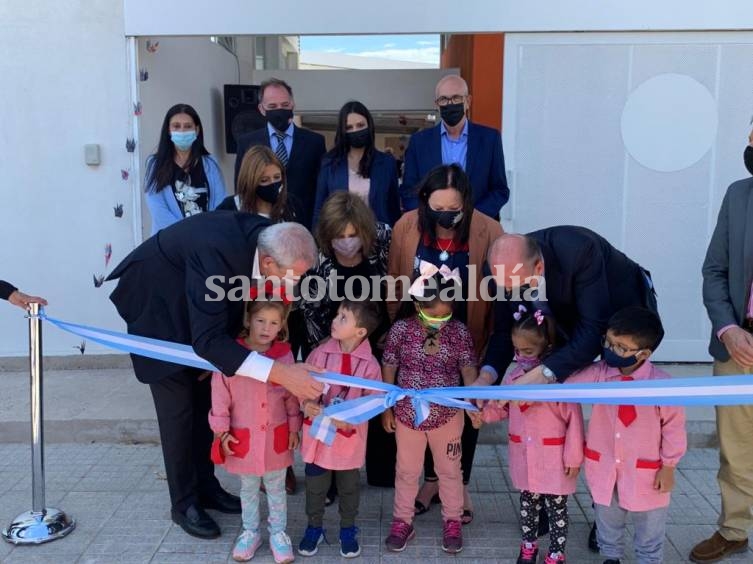 Se inauguró el edificio propio del Jardín de Infantes N° 246