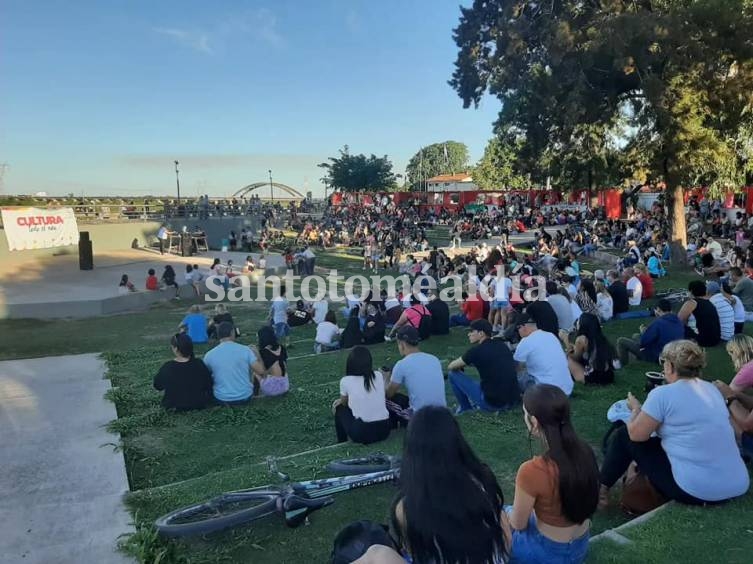 Pasó un nuevo domingo de espectáculos en el anfiteatro