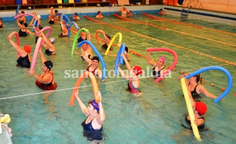 Abren las inscripciones para las clases gratuitas de acuaerobic y natación