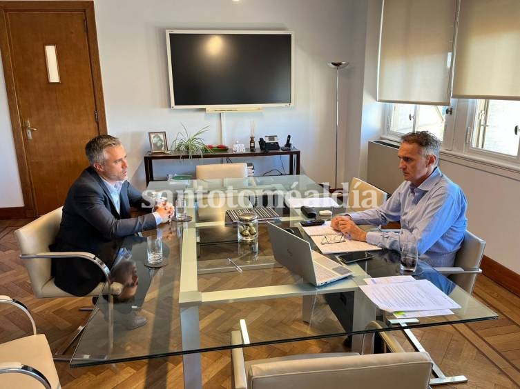 El diputado Leandro Busatto se reunió con el ministro de Obras Públicas de la Nación, Gabriel Katopodis.