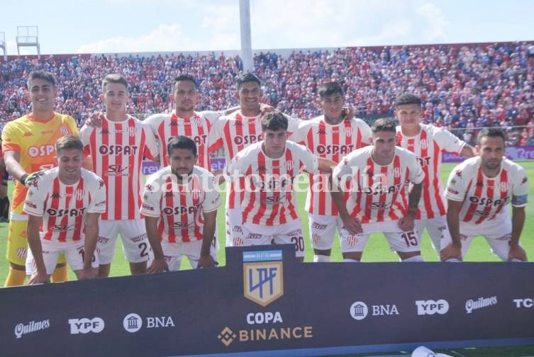 Unión visita a Racing en busca de acercarse a la clasificación