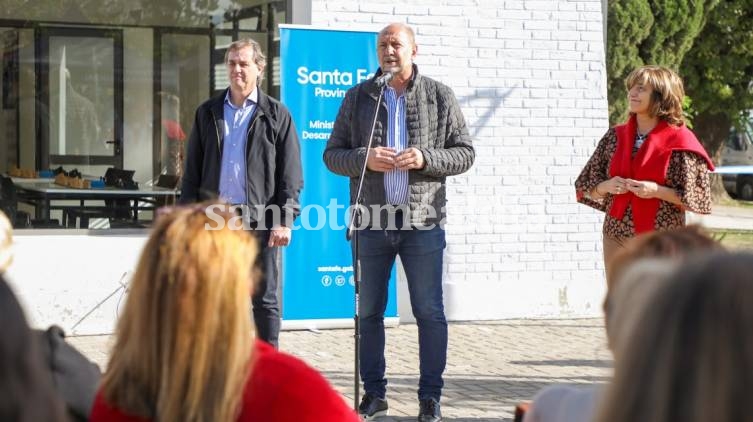 El gobernador inauguró el Multiespacio “Eva Perón” en el barrio Santa Rosa de Lima de la ciudad de Santa Fe