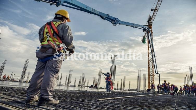 La actividad industrial creció 4,7% y la construcción mejoró un 8,8% en abril