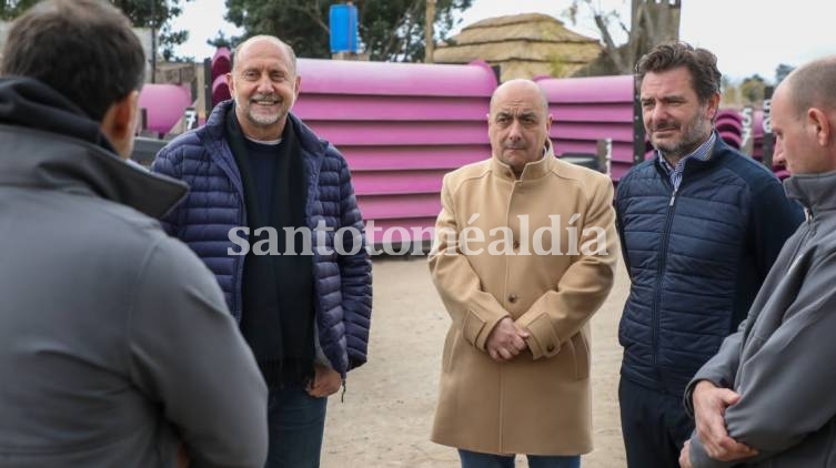 Perotti recorrió el terreno donde se construirá un parque acuático en Desvío Arijón