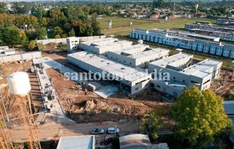 En tres meses esperan finalizar la construcción de la nueva alcaidía de Santa Fe