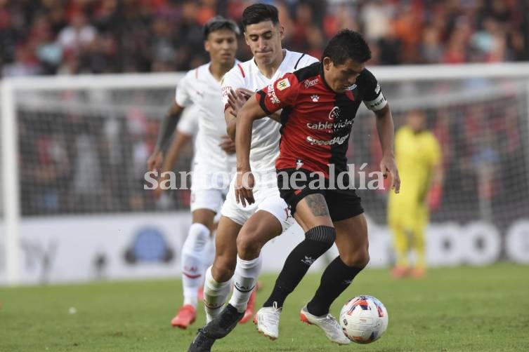 Colón buscará prolongar su buen momento ante un Independiente en crisis