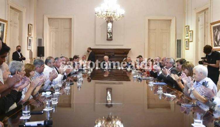 El Gobierno convocó al Consejo del Salario para fijar un nuevo haber mínimo