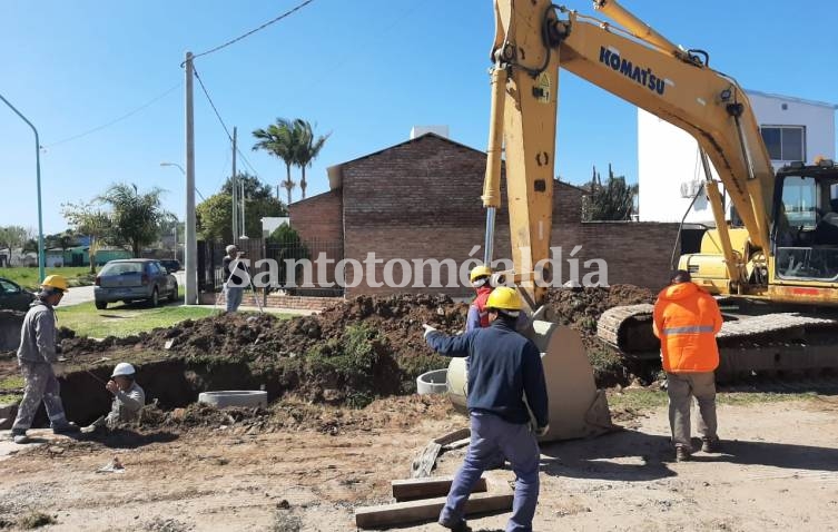 El Municipio puso en marcha una obra de desagües en barrio Luz y Fuerza