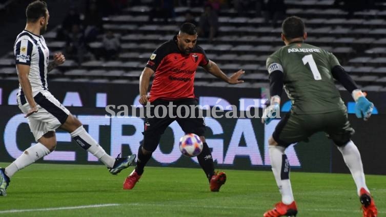 Colón volvió a perder, esta vez con Talleres en el Mario Kempes