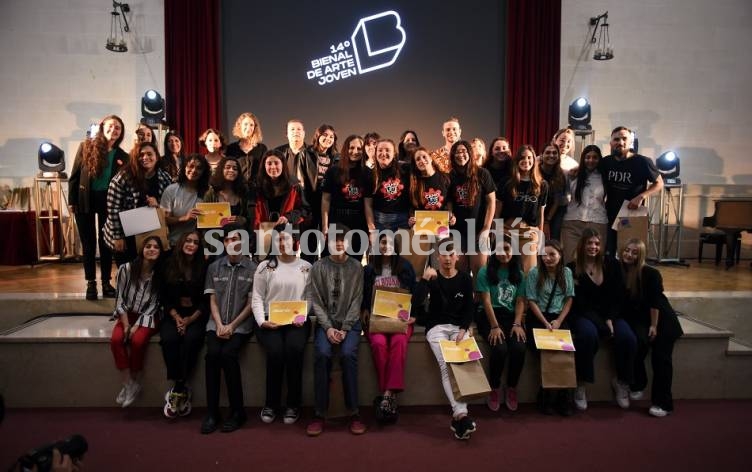 20 mil personas disfrutaron de la 14° Bienal de Arte Joven de la UNL