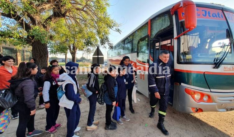 El municipio realiza controles a colectivos que transportan contingentes escolares