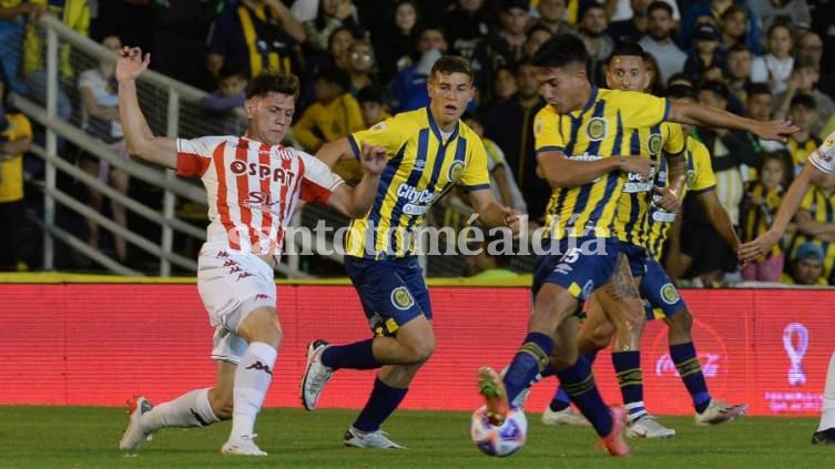 Unión no lo pudo sostener ante Central y apenas sumó un empate