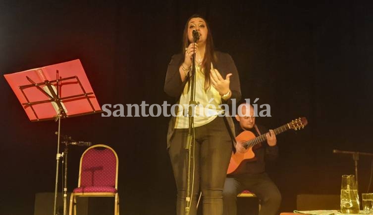 Celeste Chatelain se presentó en el ciclo “Cultural Viernes”