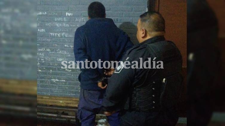 Detuvieron a un joven tras robar un regulador de gas de un medidor