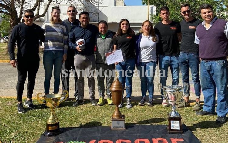 Distinguieron al equipo Yacaré por sus logros en el Campeonato de Salvamento Acuático