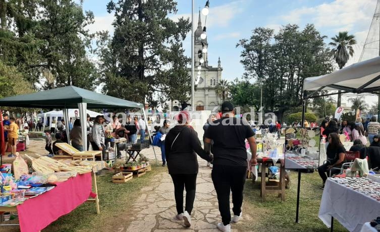 La Feria de Arte y Diseño “Manos de Santo Tomé” tendrá una edición por el Día de la Madre