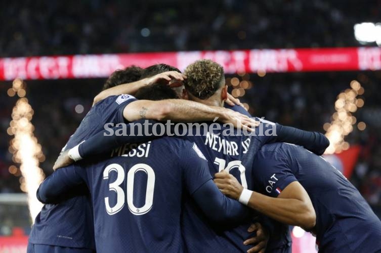 Con la vuelta de Messi, PSG venció a Marsella en el clásico de Francia y sigue en lo alto