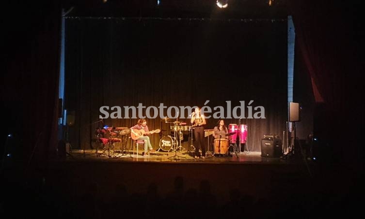 El ciclo Cultural Viernes continúa a puro folklore con la presentación de Waynas