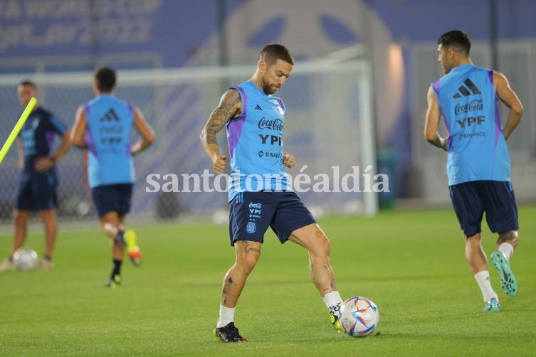 Argentina tiene equipo para el debut: Tagliafico y Papu Gómez serán titulares