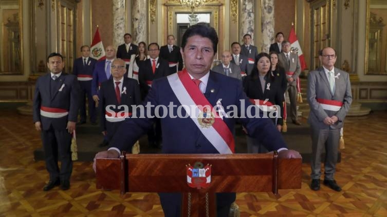 Castillo anunció que hasta que se instaure el nuevo Congreso gobernará mediante decretos ley.