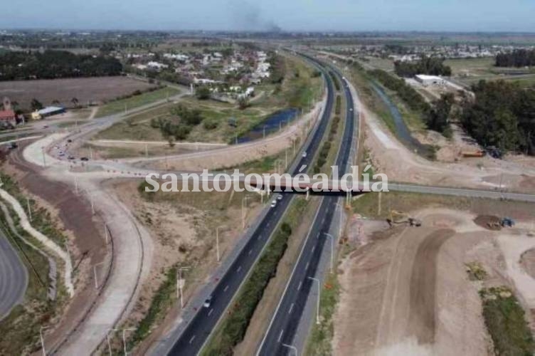 La obra del intercambiador sobre la autopista tiene un avance del 80%