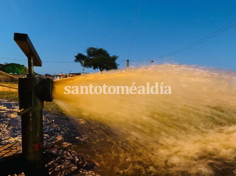 La Municipalidad realiza trabajos de limpieza de la red de agua potable