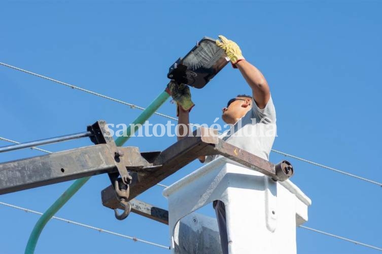 El Plan de Iluminación Led continúa este viernes en Avenida 7 de Marzo