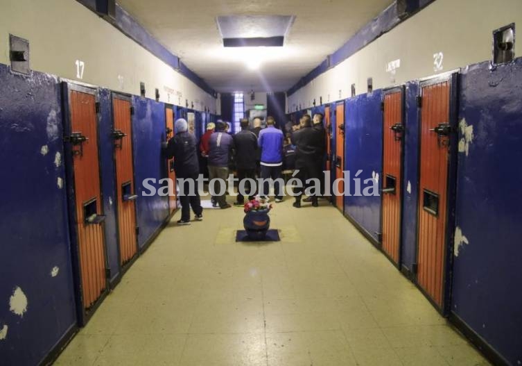 Los ocho rugbiers fueron trasladados en forma provisoria al penal de Melchor Romero en La Plata